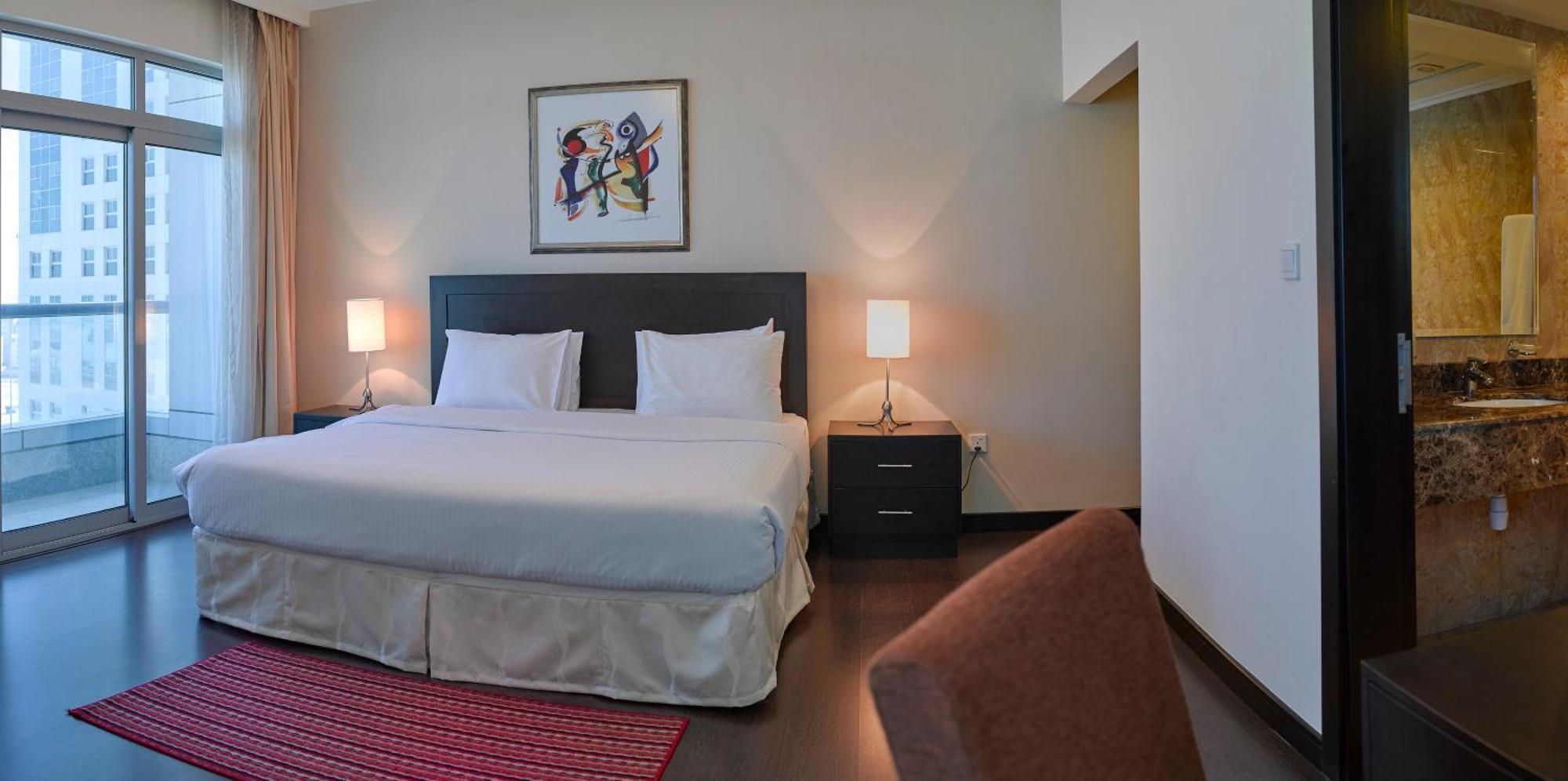 Tulip Hotel & Suites Manama Quarto foto